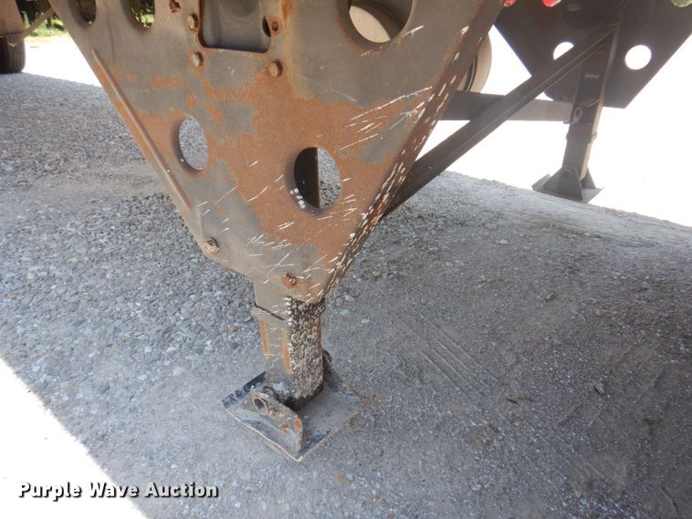 image for item DP5629 2005 Utility  refrigerated van trailer