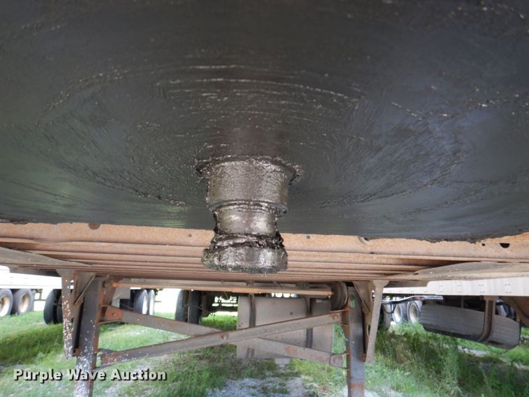 image for item DP5629 2005 Utility  refrigerated van trailer