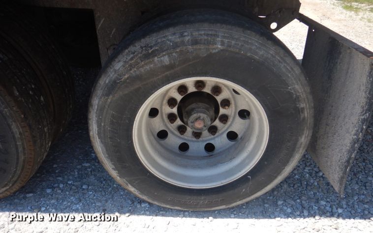 image for item DP5629 2005 Utility  refrigerated van trailer