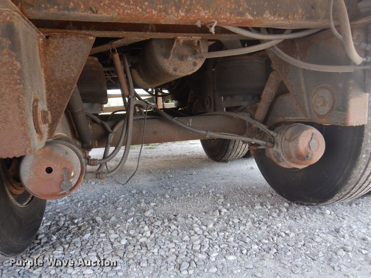 image for item DP5632 2004 Utility  refrigerated van trailer