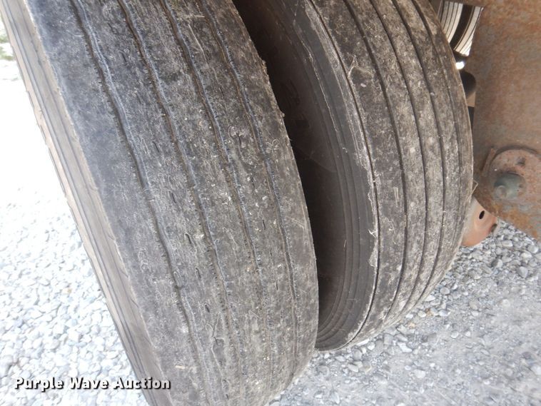 image for item DP5632 2004 Utility  refrigerated van trailer