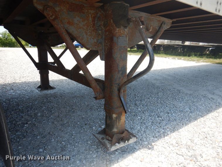 image for item DP5633 2006 Trailmobile  dry van trailer