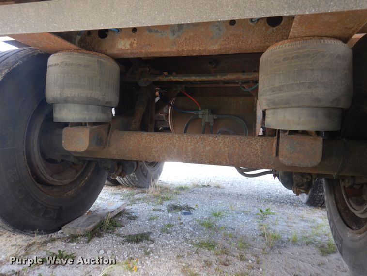 image for item DP5633 2006 Trailmobile  dry van trailer