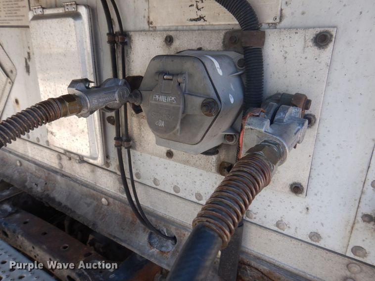 image for item DP5644 2004 Great Dane  refrigerated van trailer