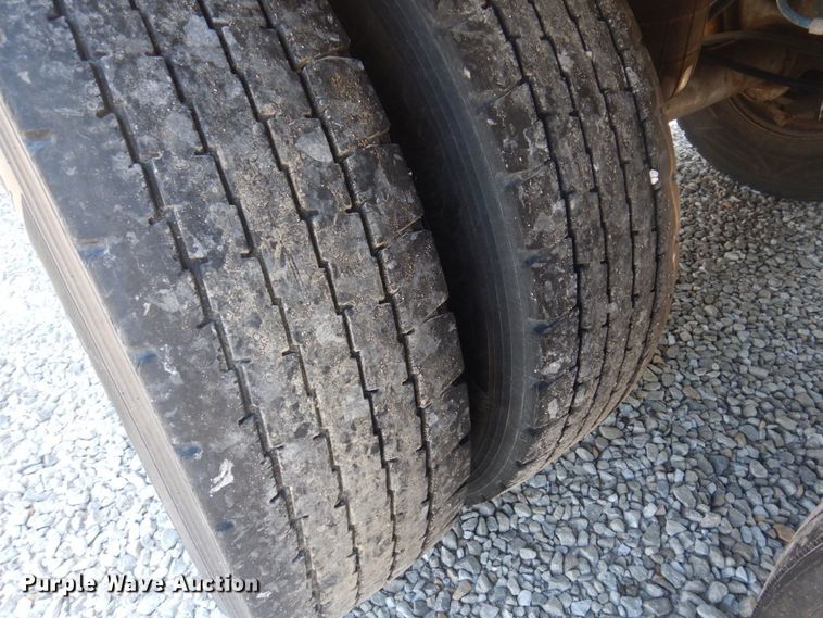 image for item DP5644 2004 Great Dane  refrigerated van trailer