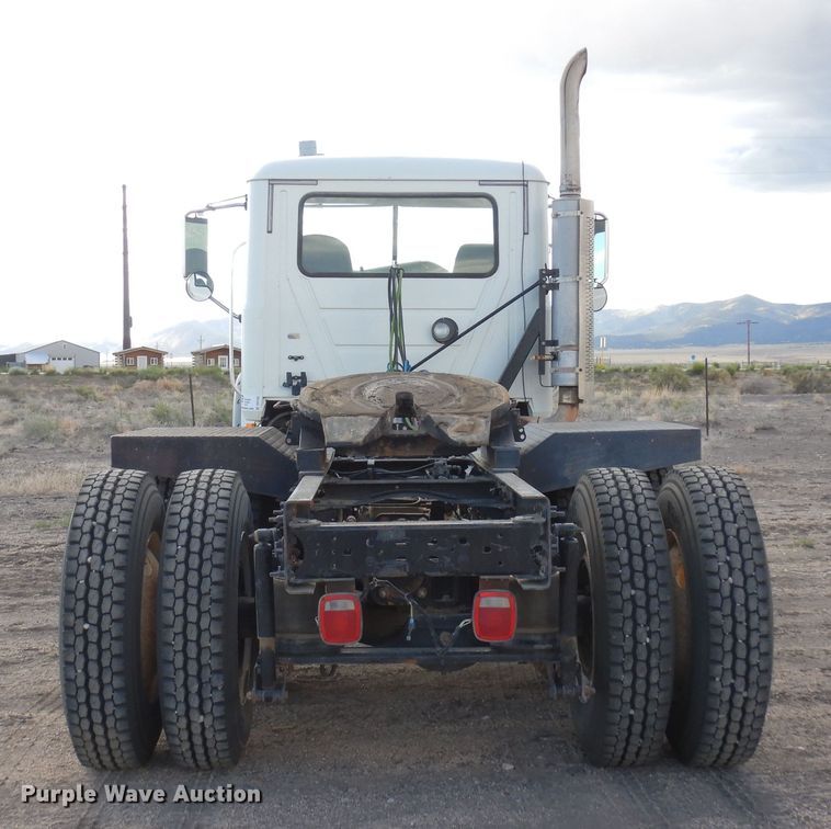 image for item DR1259 2007 Mack CTP  semi truck