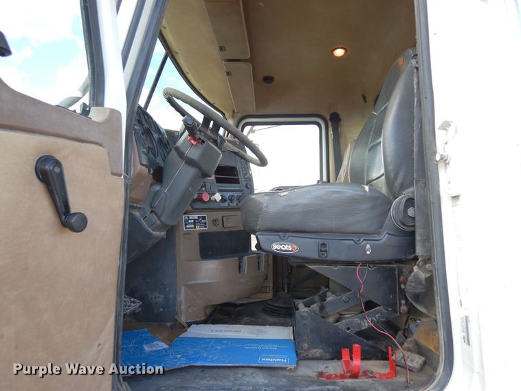 image for item DR1259 2007 Mack CTP  semi truck