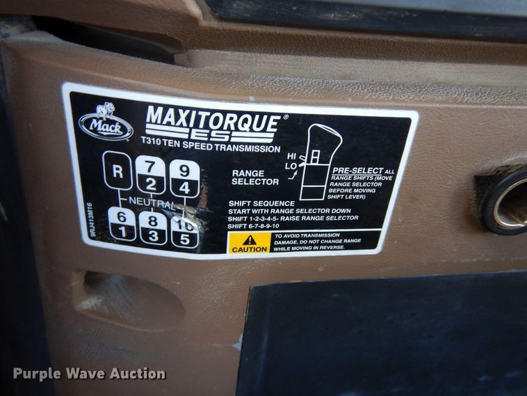 image for item DR1259 2007 Mack CTP  semi truck