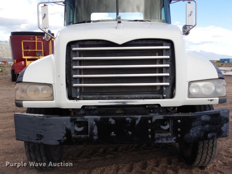 image for item DR1259 2007 Mack CTP  semi truck