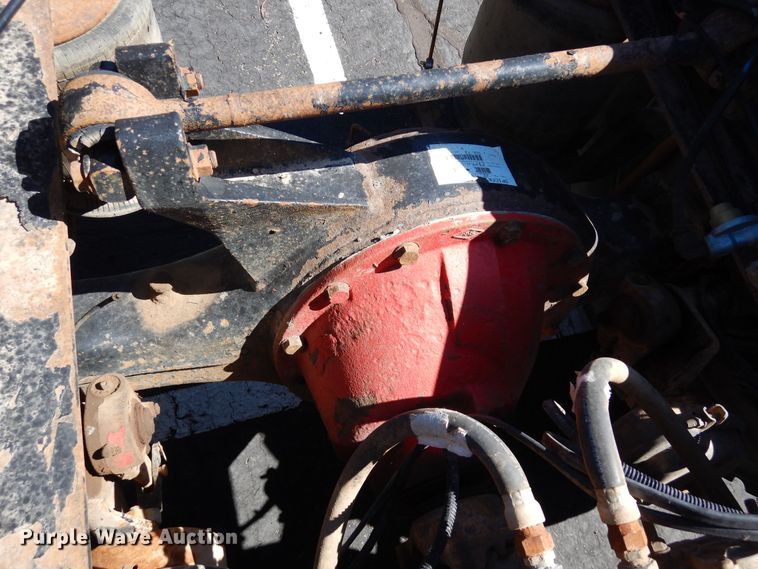 image for item DR1274 2000 International 9400i  semi truck