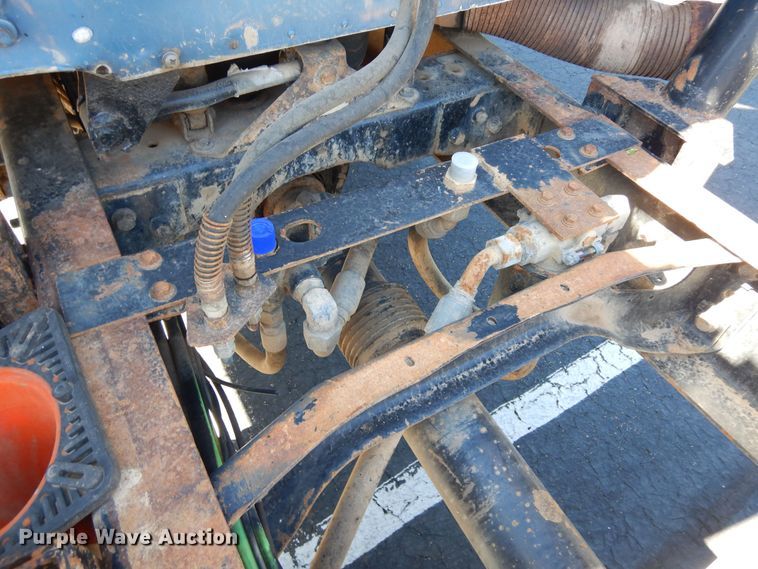 image for item DR1274 2000 International 9400i  semi truck