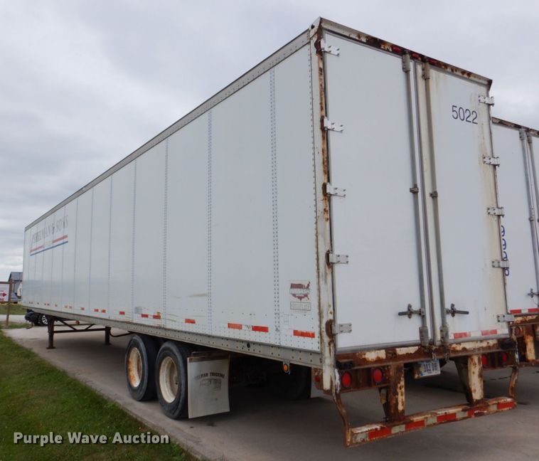 image for item DS8130 2002 Wabash  dry van trailer