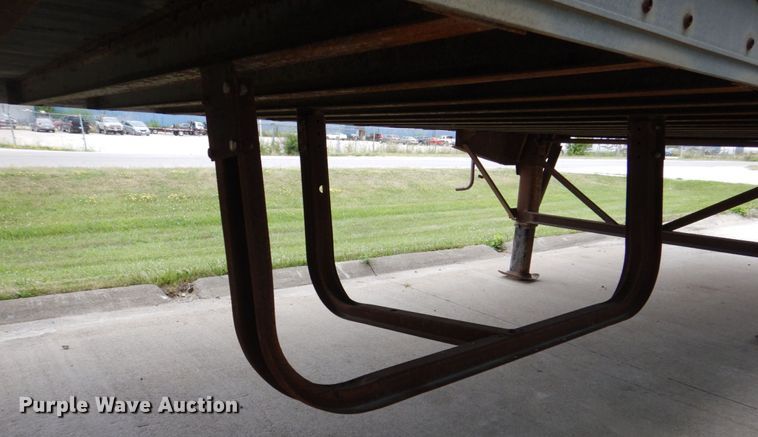 image for item DS8130 2002 Wabash  dry van trailer