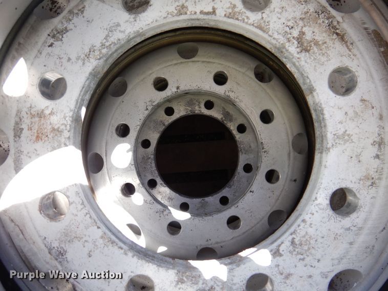 image for item JH9681 (4) Hankook TH22 245/70R17.5 tires and wheels