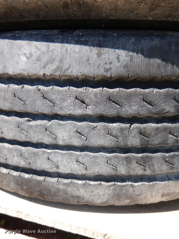 image for item JH9681 (4) Hankook TH22 245/70R17.5 tires and wheels