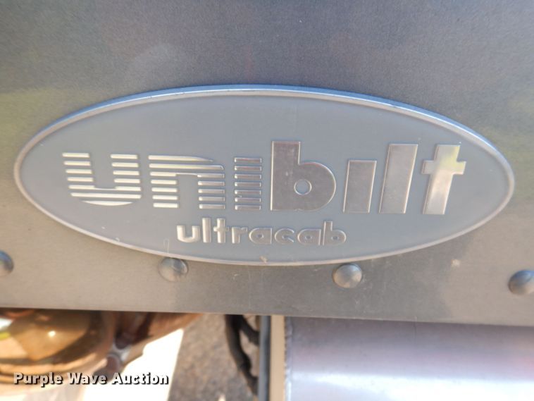 image for item JH9688 2006 Peterbilt 379  semi truck