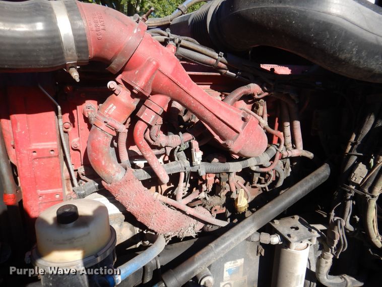 image for item JH9688 2006 Peterbilt 379  semi truck