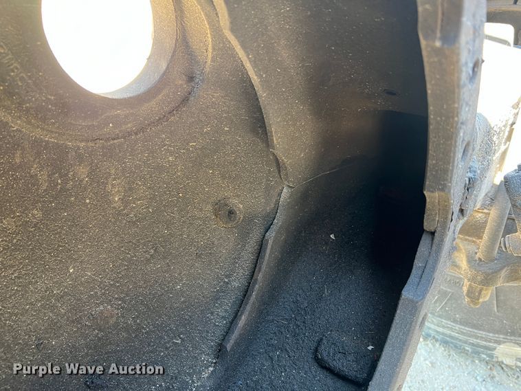 image for item JM9236 2001 Freightliner Columbia  semi truck