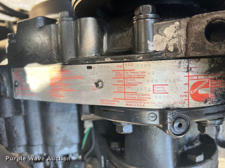 image for item JM9238 1993 International 9400  semi truck