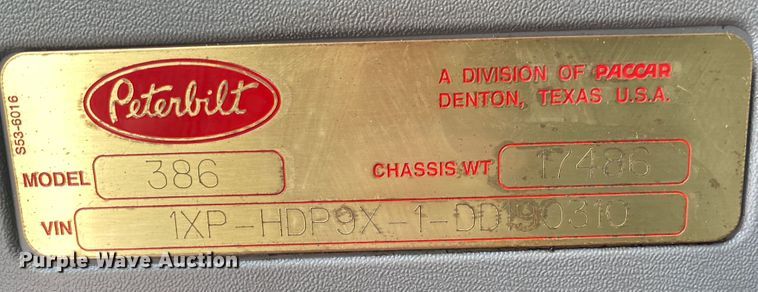 image for item JU9296 2013 Peterbilt 386 semi truck
