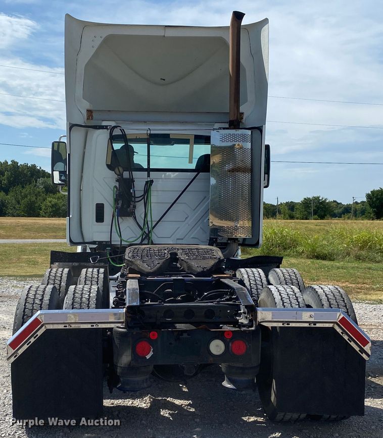 image for item JU9299 2009 International ProStar Eagle  semi truck