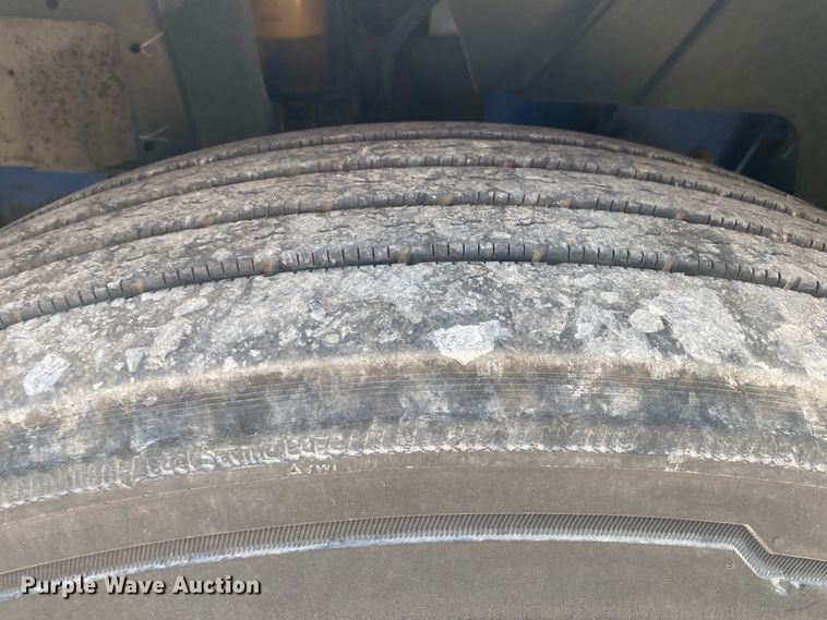 image for item JU9299 2009 International ProStar Eagle  semi truck