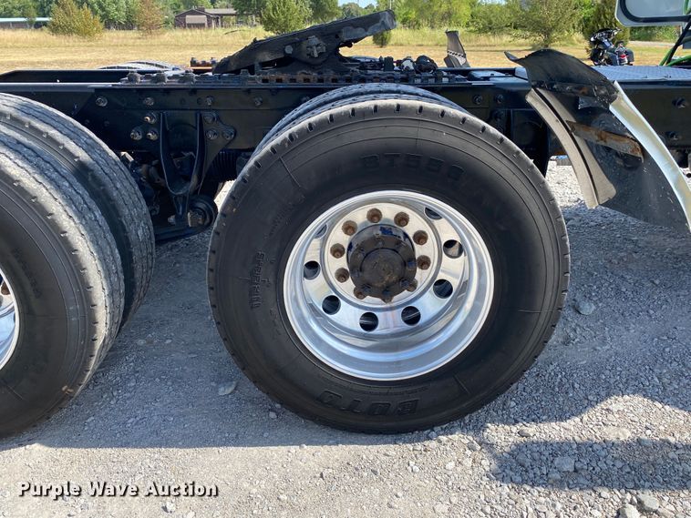 image for item JU9299 2009 International ProStar Eagle  semi truck