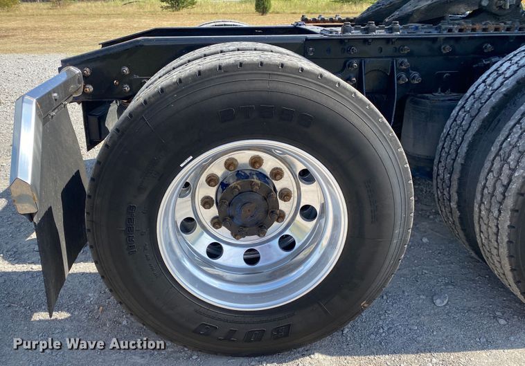 image for item JU9299 2009 International ProStar Eagle  semi truck