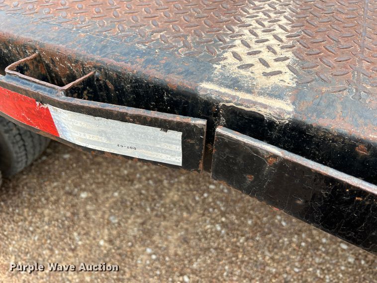 image for item KC9872 1991 International 9400  flatbed truck