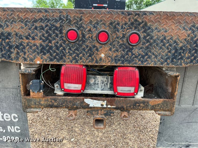 image for item KC9872 1991 International 9400  flatbed truck