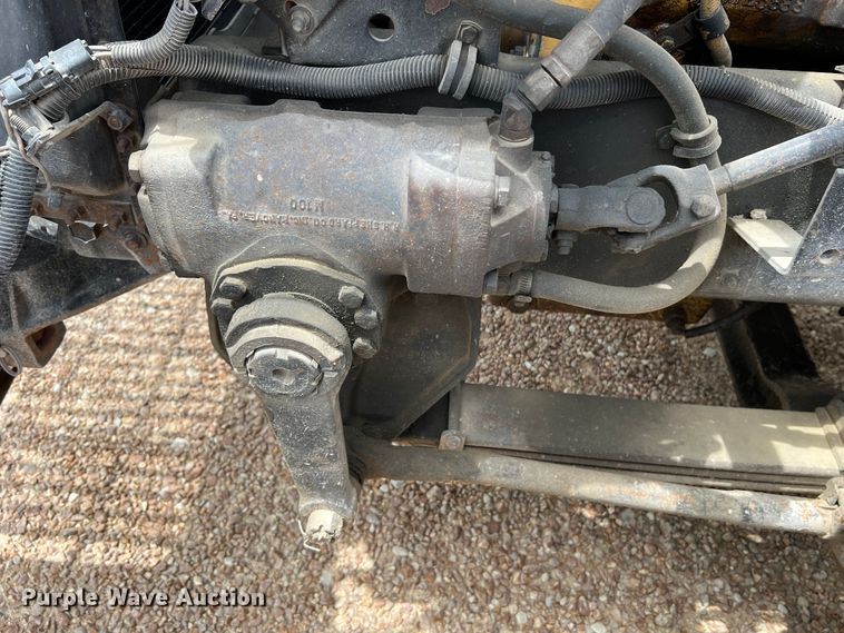 image for item KC9872 1991 International 9400  flatbed truck