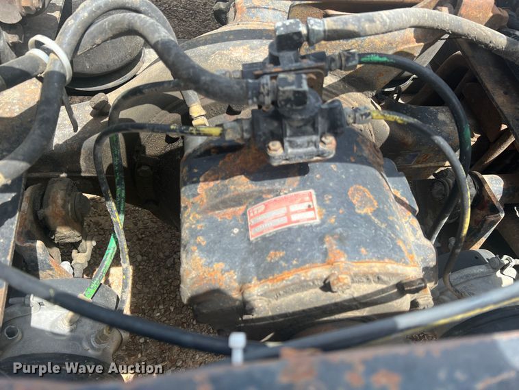 image for item KC9873 1990 International 9400  semi truck