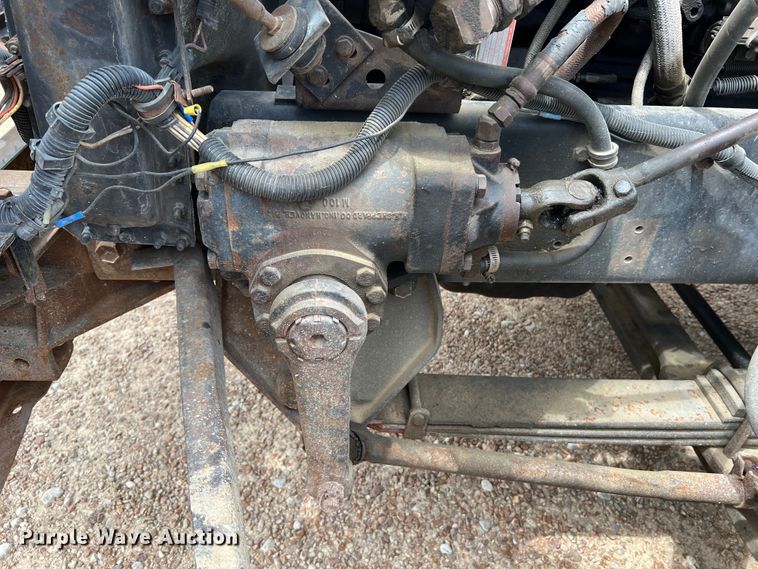 image for item KC9873 1990 International 9400  semi truck