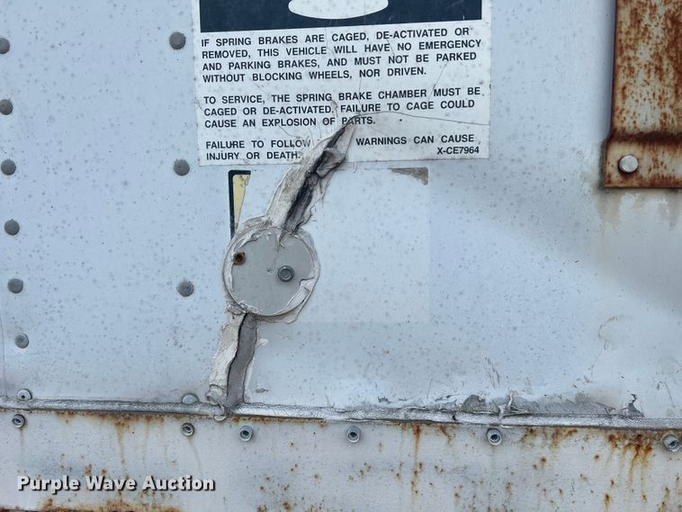 image for item KC9911 2000 Wabash  dry van trailer