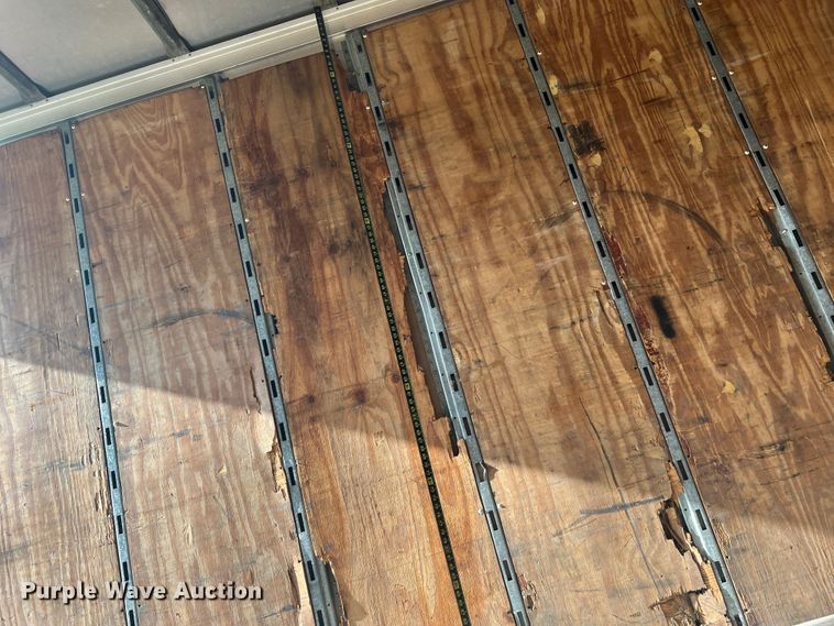 image for item KC9911 2000 Wabash  dry van trailer