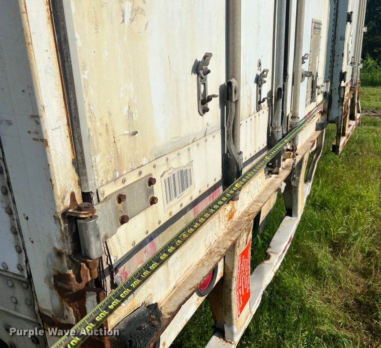 image for item KC9911 2000 Wabash  dry van trailer