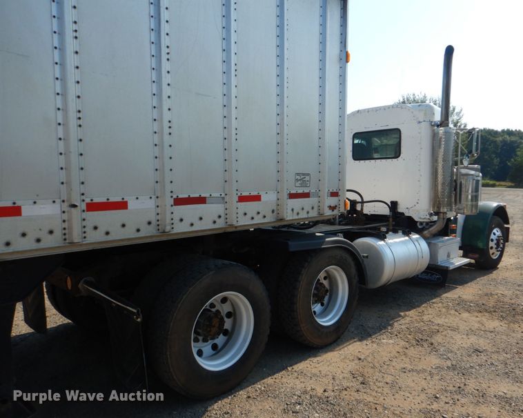 image for item KJ9857 1998 Peterbilt 379  semi truck