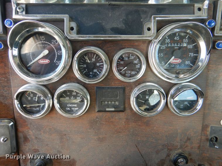 image for item KJ9857 1998 Peterbilt 379  semi truck