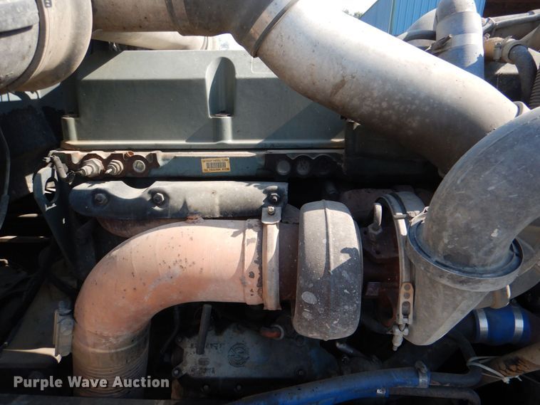 image for item KJ9857 1998 Peterbilt 379  semi truck