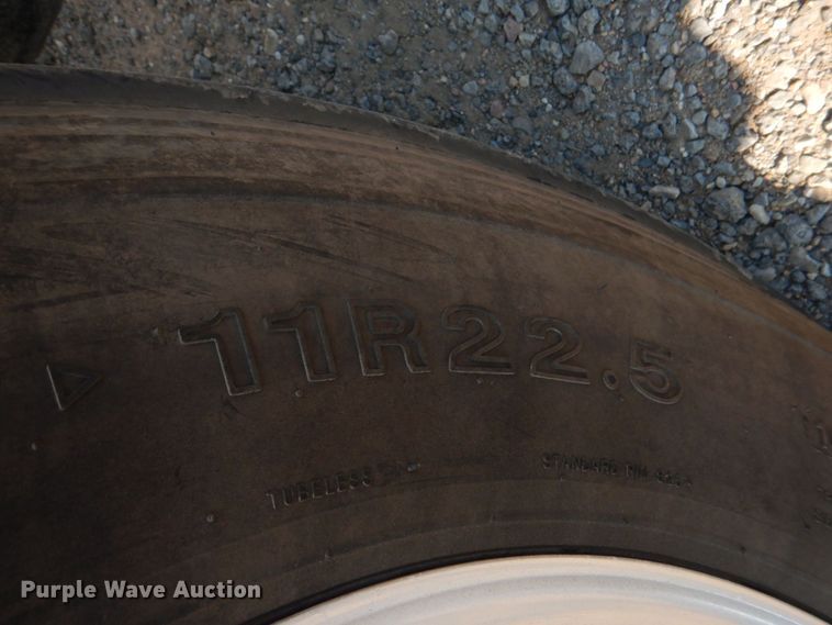 image for item KJ9857 1998 Peterbilt 379  semi truck