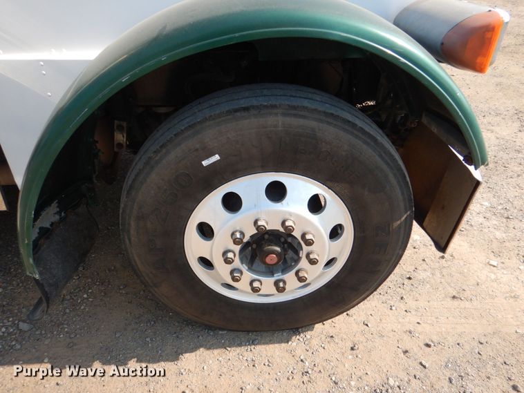 image for item KJ9857 1998 Peterbilt 379  semi truck