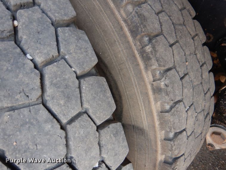 image for item KJ9857 1998 Peterbilt 379  semi truck