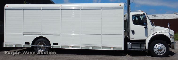 image for item KR9146 2005 Freightliner Business Class M2  delivery truck