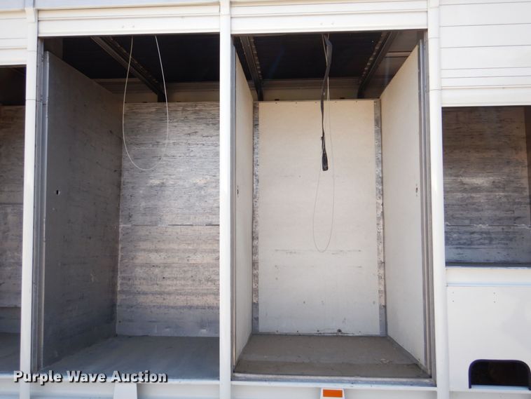 image for item KR9146 2005 Freightliner Business Class M2  delivery truck