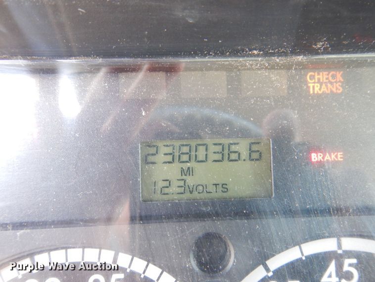 image for item KR9146 2005 Freightliner Business Class M2  delivery truck