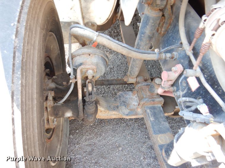 image for item KR9146 2005 Freightliner Business Class M2  delivery truck