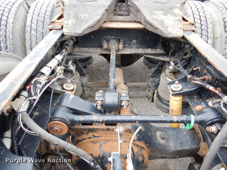 image for item KR9176 1995 Kenworth T600  semi truck