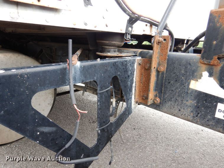 image for item KR9176 1995 Kenworth T600  semi truck