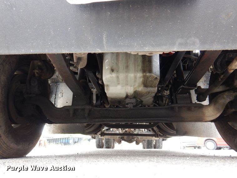 image for item KR9176 1995 Kenworth T600  semi truck