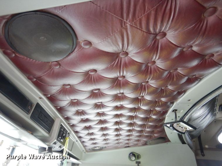 image for item KR9176 1995 Kenworth T600  semi truck